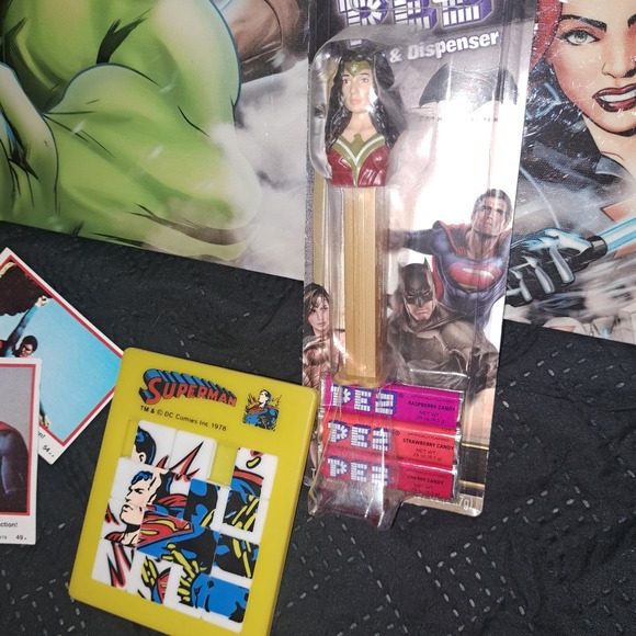Fantastic Fun 20in MARVEL Canvas Poster-Vintage WonderWoman PEZ-Superman - Picture 3 of 8